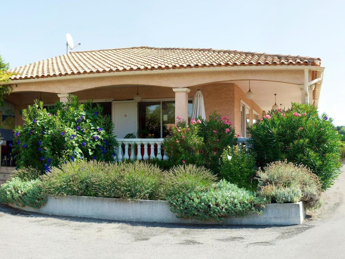 Le Grand Jardin Hotel Aujargues Exterior photo